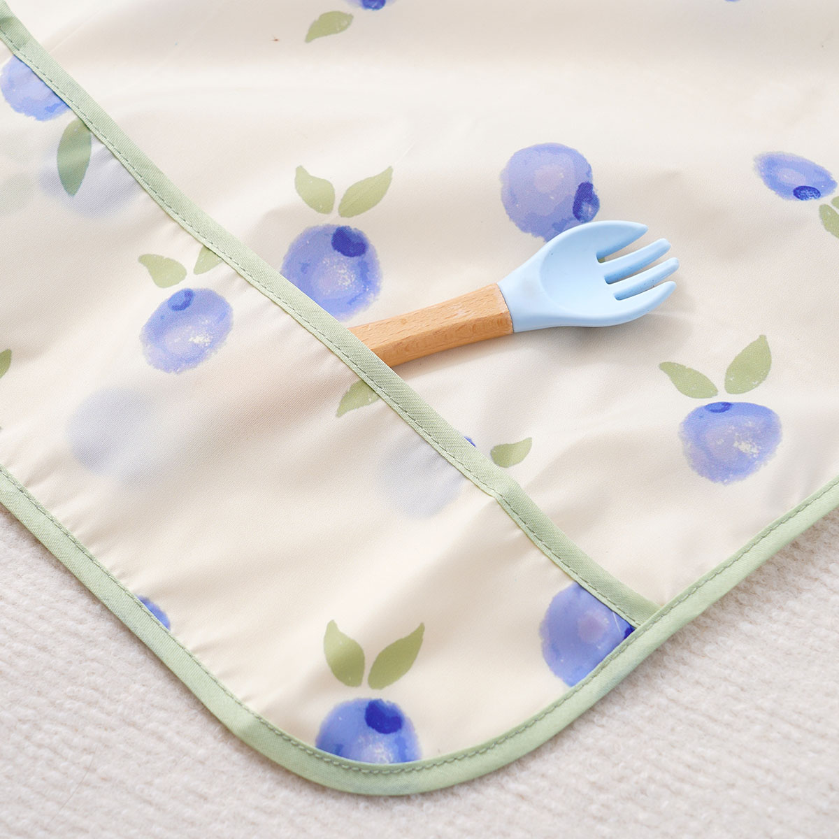 Śliniaki dla niemowląt z długi – Baby Food Apron recenzja i cena