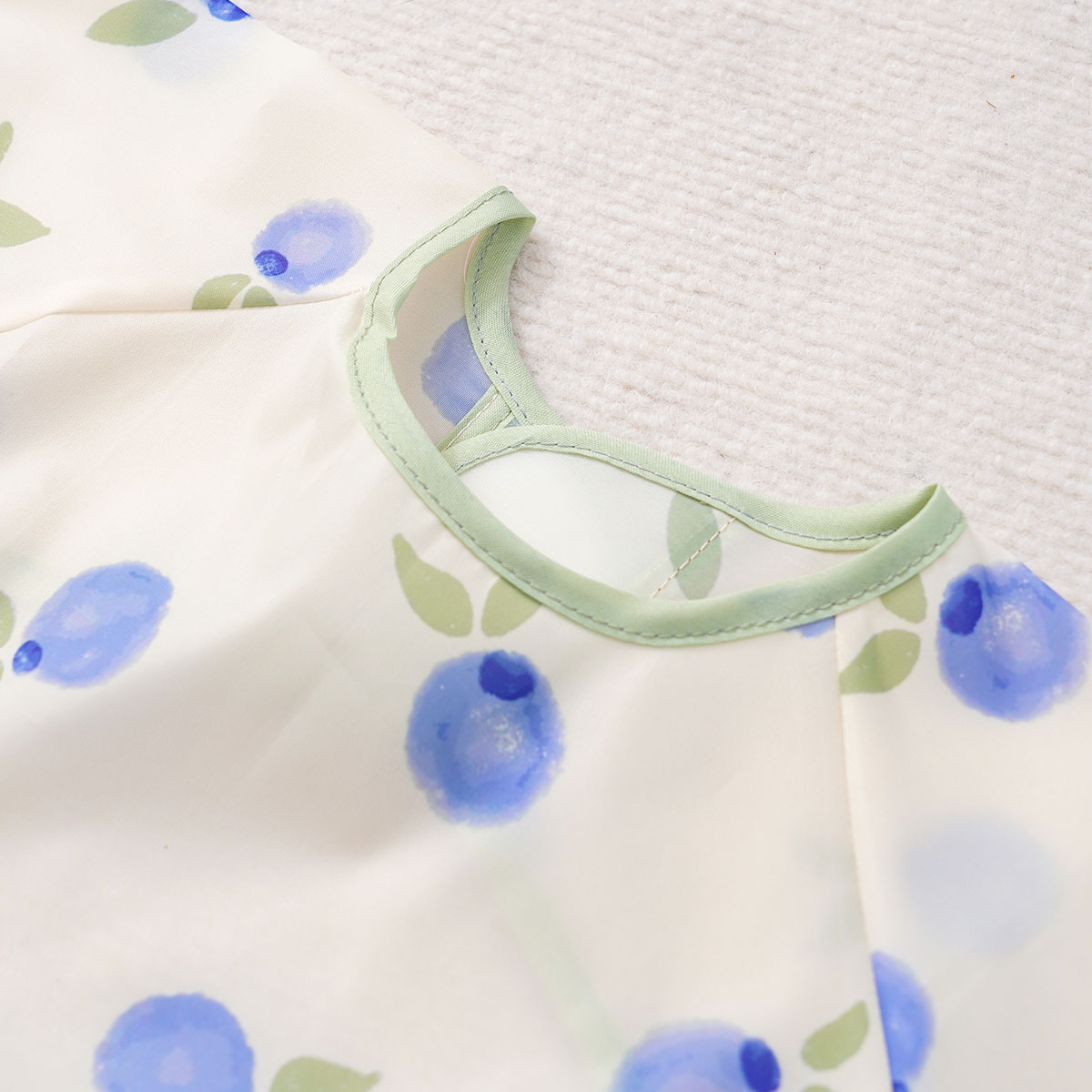 Śliniaki dla niemowląt z długi – Baby Food Apron recenzja i cena